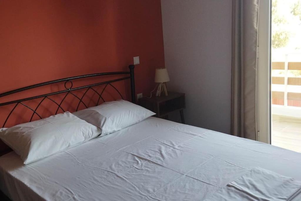 Dom wakacyjny House With A Pool, 2' From The